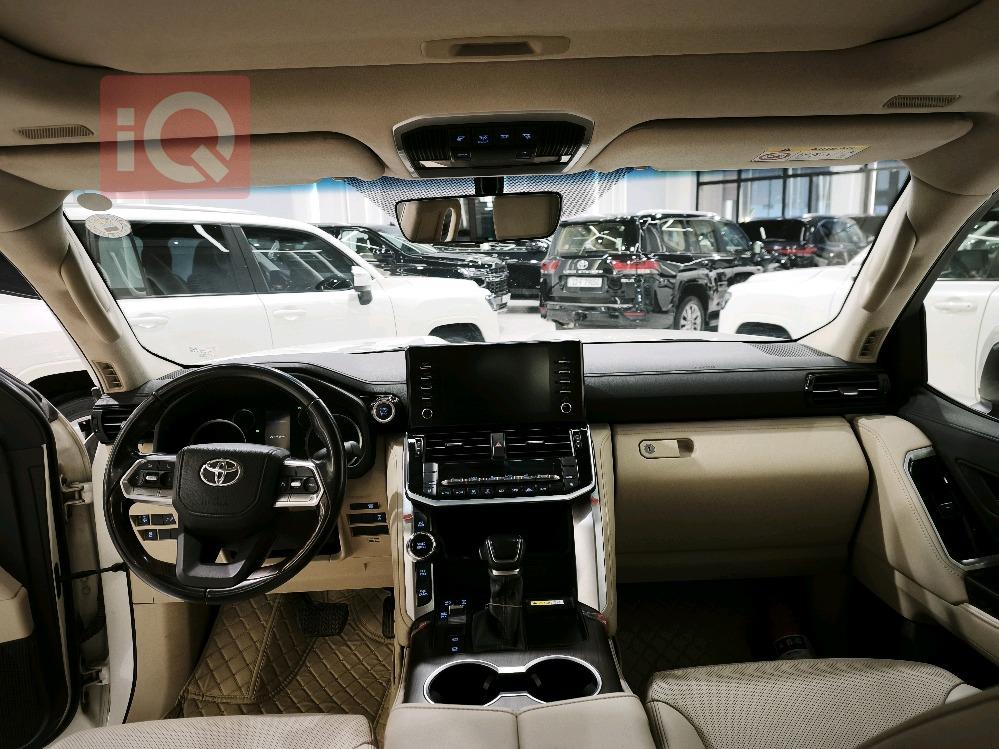 تويوتا لاندكروزر